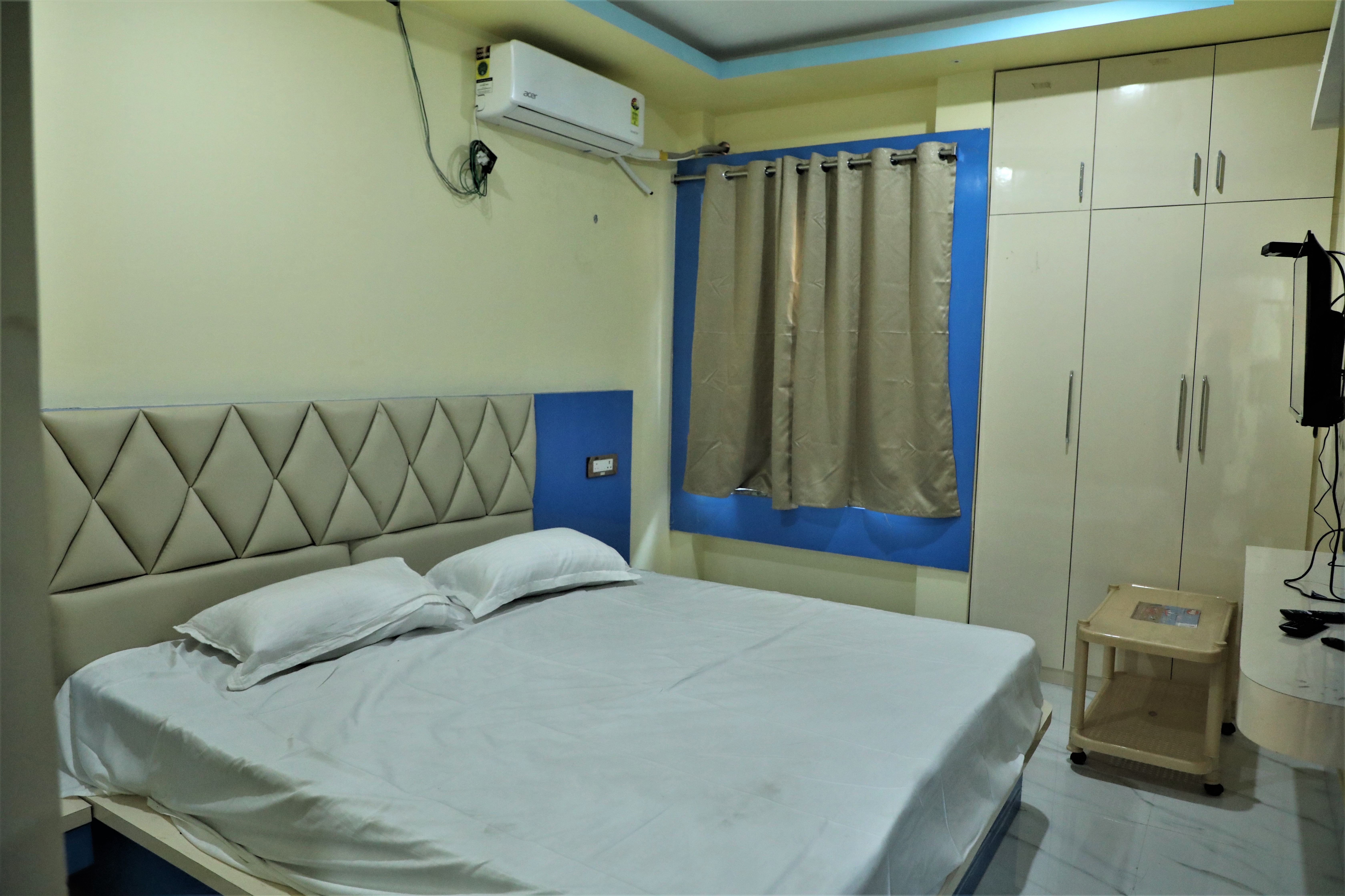 Sneha Residency Image 3